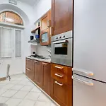Serenity Home Central Station Roma